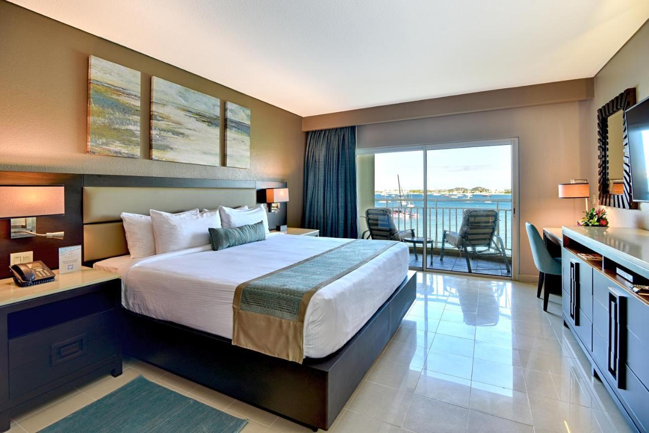 เดอะ วิลลา แอท ซิมป์สัน เบย์ รีสอร์ต แอนด์ มารีนา Hotel ซิมป์สันเบย์ ภายนอก รูปภาพ